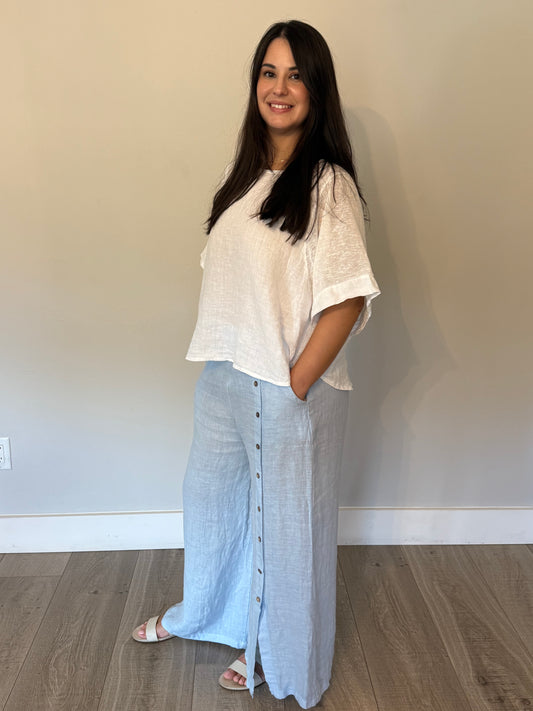 COASTAL BREEZE LINEN BLOUSE